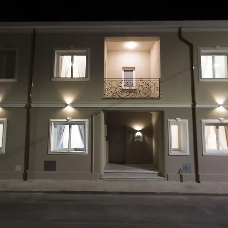 Les Magnolia Alojamento de Acomodação e Pequeno-almoço 4*