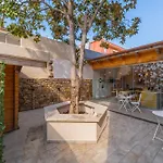 Les Magnolia Guest house
