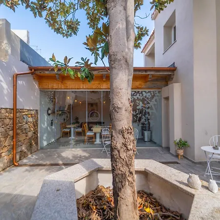 Les Magnolia Guest house