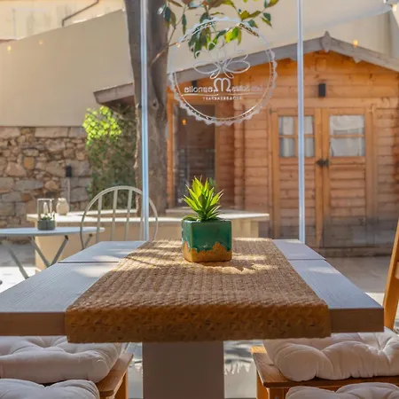 Les Magnolia بيت ضيافة أولبيا
